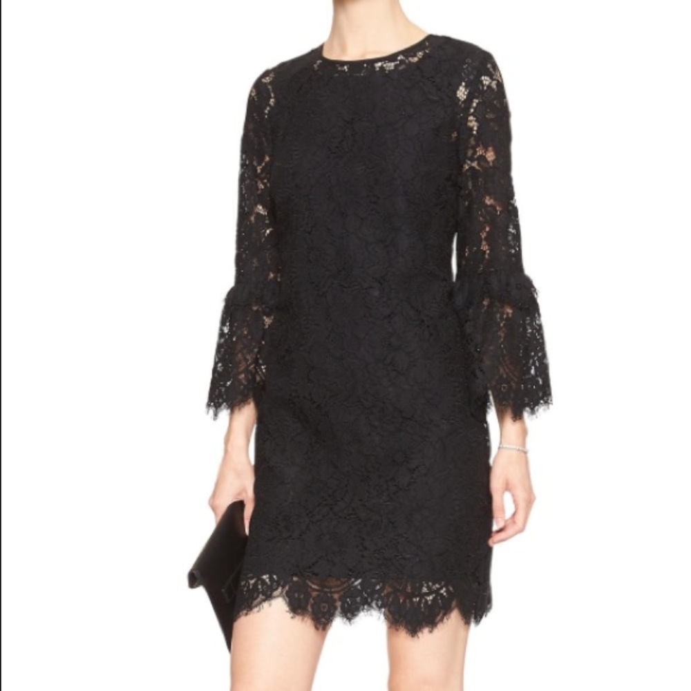 Banana Republic Lace 3/4 Bell Sleeve Shift Dress